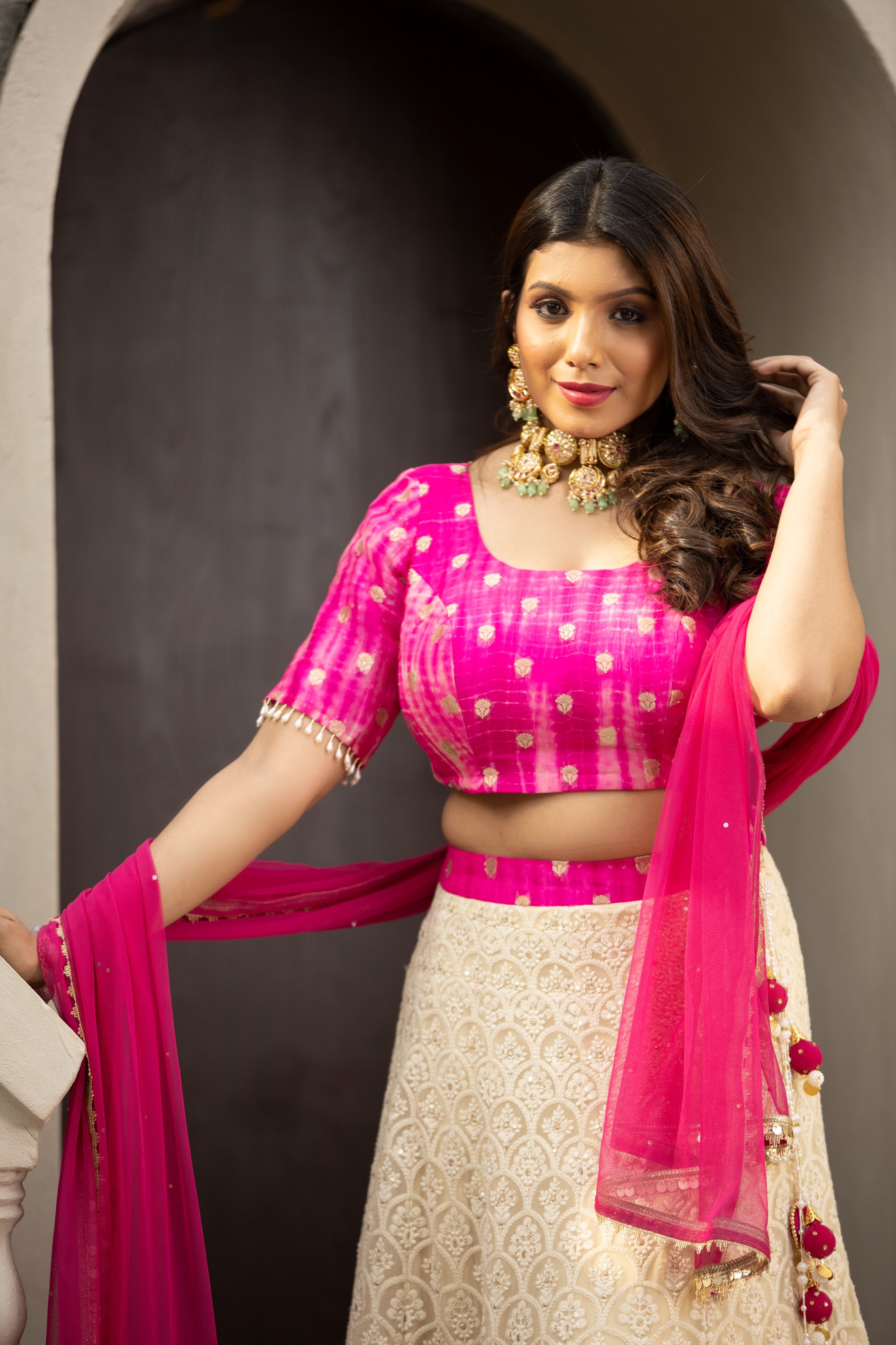 Icing Pink Skirt With Hand Embroidered Blouse And Dual Tone Net Dupatta –  Viraaya By Ushnakmals